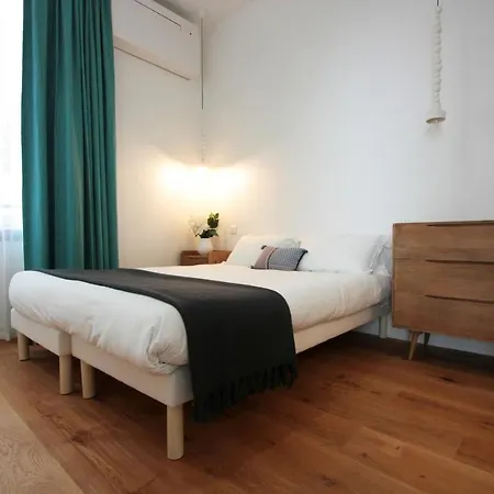 Apartment 210043 - Superbe 3 Pieces A Republique Paris